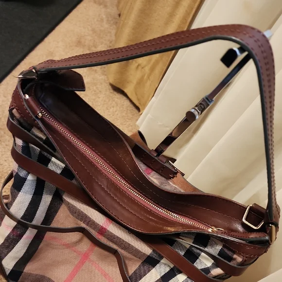 Burberry Bridle Dutton House Check Canvas and Leather Hobo - Picture 10 of 16
